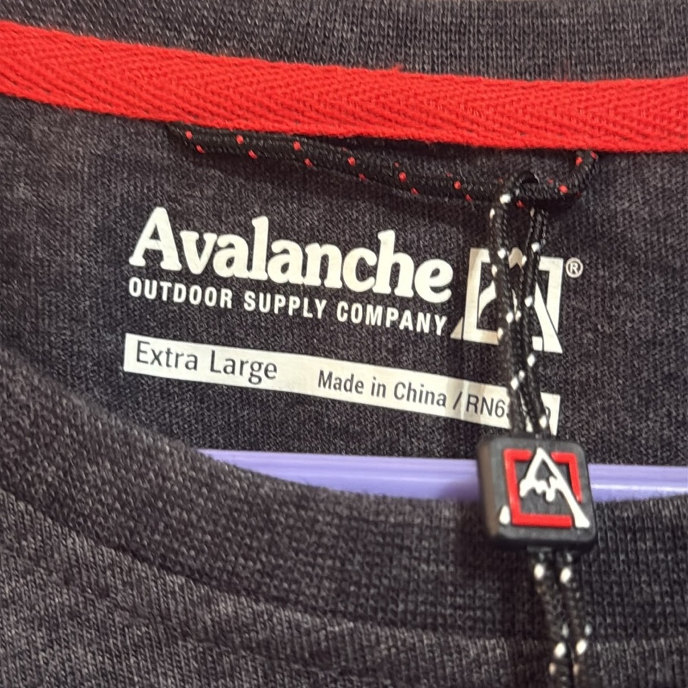 Avalanche Outdoor Supply Co Men's Relaxed Fit Sweatshirt, Gray, Size XL - Picture 4 of 5